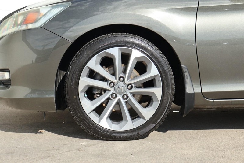2014 Honda Accord Sport photo 14