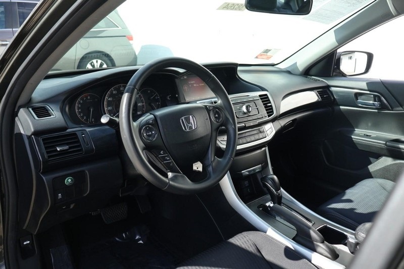 2014 Honda Accord Sport photo 17