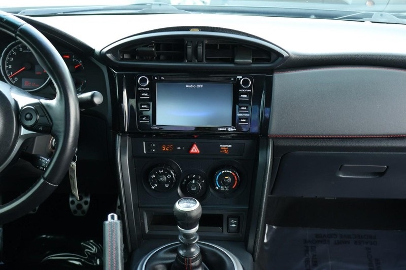 2019 Subaru BRZ Premium photo 27