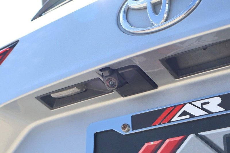 2021 Toyota Highlander Limited photo 5