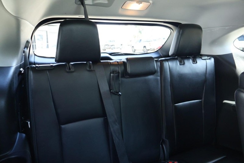 2021 Toyota Highlander Limited photo 26