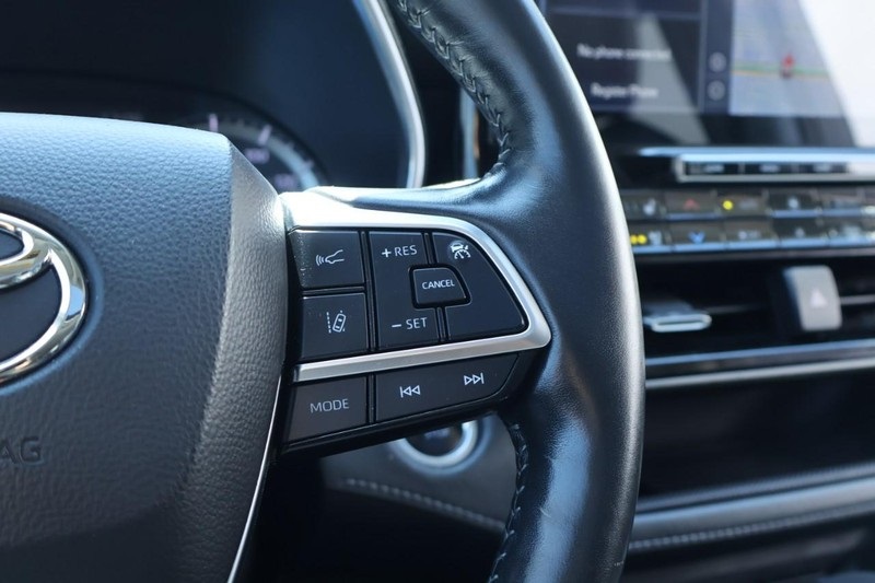 2021 Toyota Highlander Limited photo 33