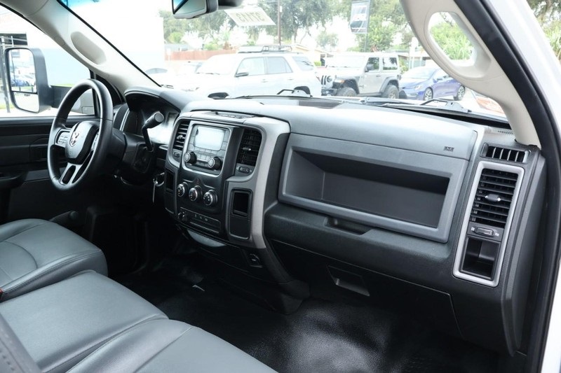 2018 Ram 2500 Tradesman photo 20