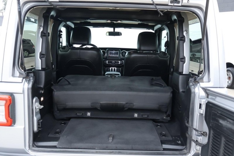 2021 Jeep Wrangler Freedom photo 10
