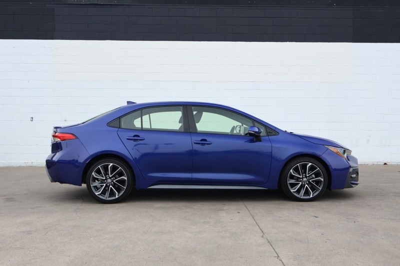 2021 Toyota Corolla SE photo 4