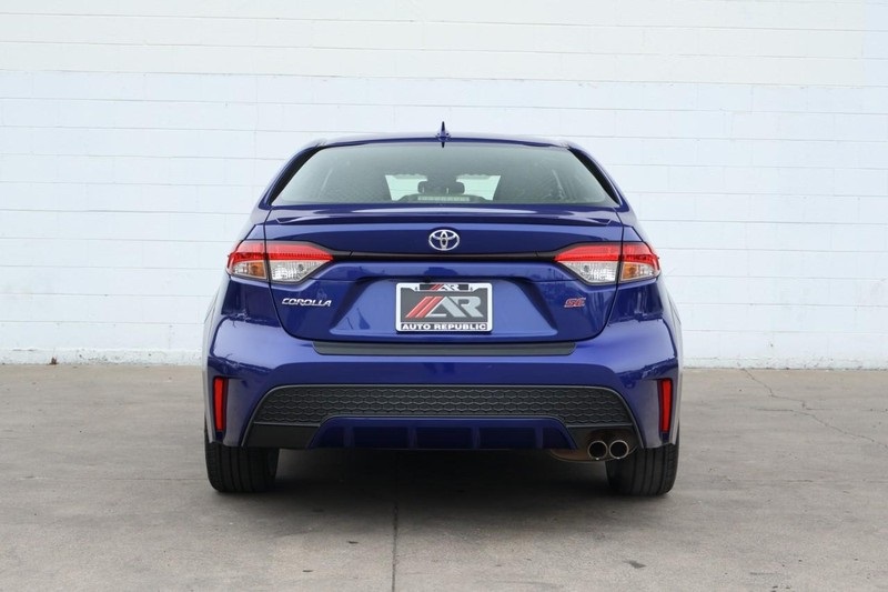 2021 Toyota Corolla SE photo 6