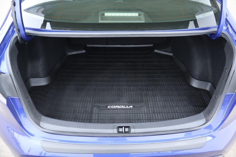 2021 Toyota Corolla SE photo 9