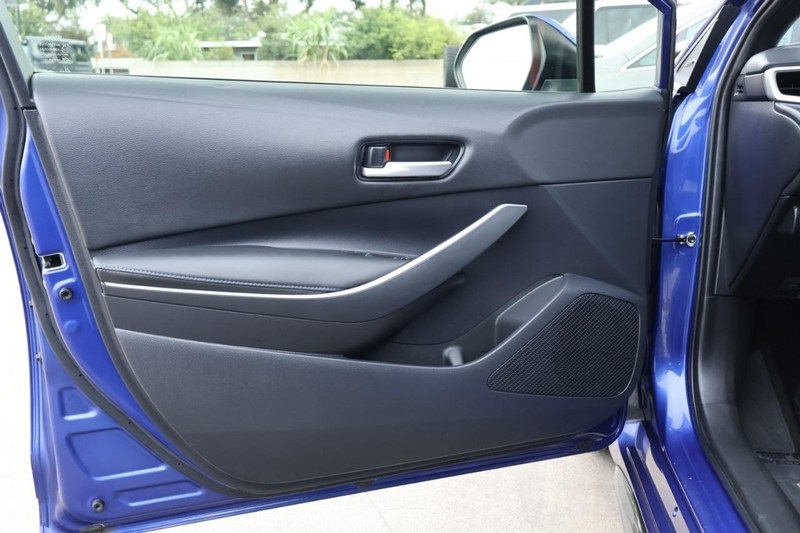 2021 Toyota Corolla SE photo 16