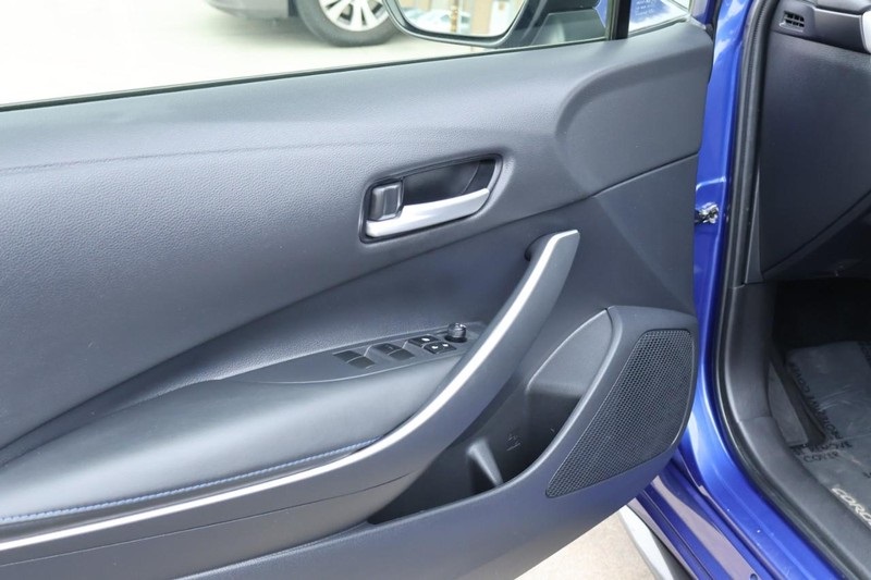 2021 Toyota Corolla SE photo 17