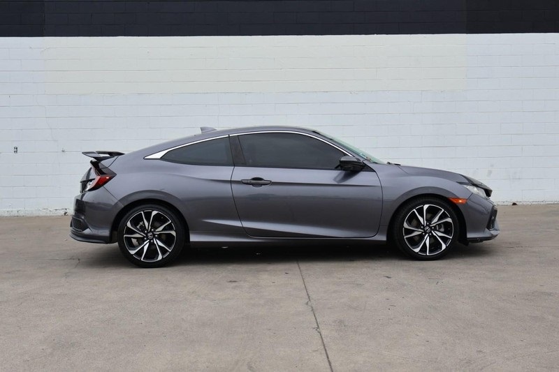 2018 Honda Civic Si photo 4