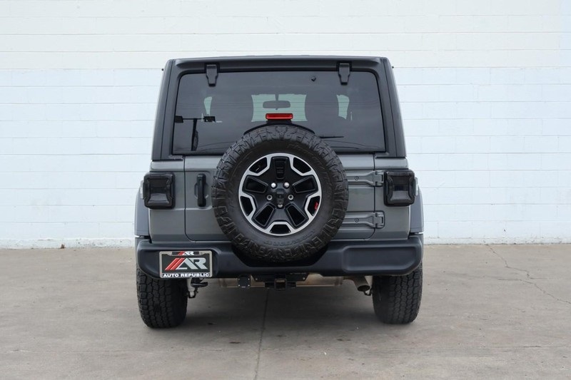 2020 Jeep Wrangler Sport S photo 6
