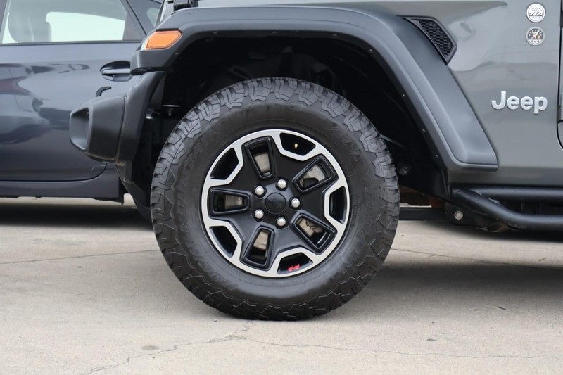 2020 Jeep Wrangler Sport S photo 17