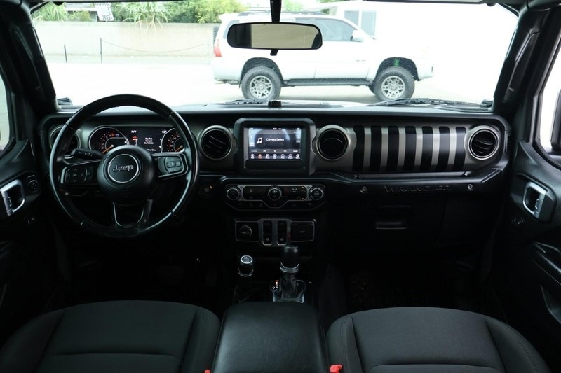 2020 Jeep Wrangler Sport S photo 26