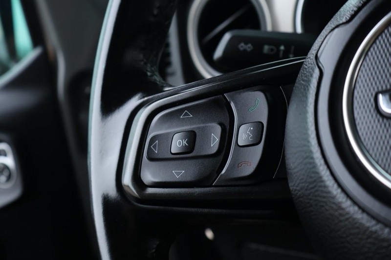 2020 Jeep Wrangler Sport S photo 29
