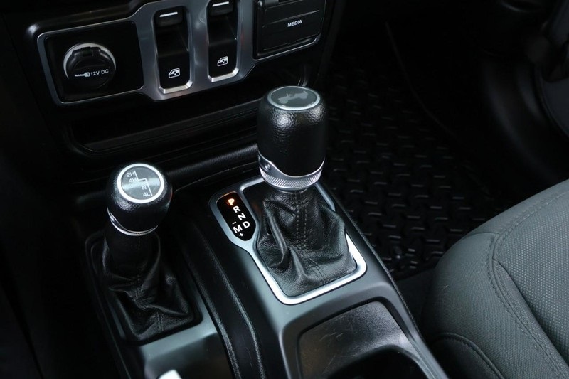 2020 Jeep Wrangler Sport S photo 36