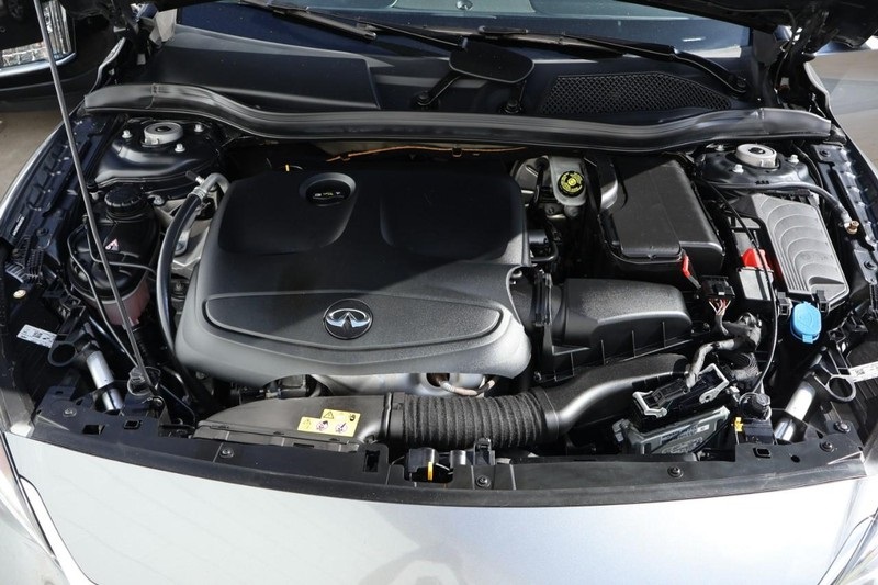 2019 Infiniti QX30 Luxe photo 12