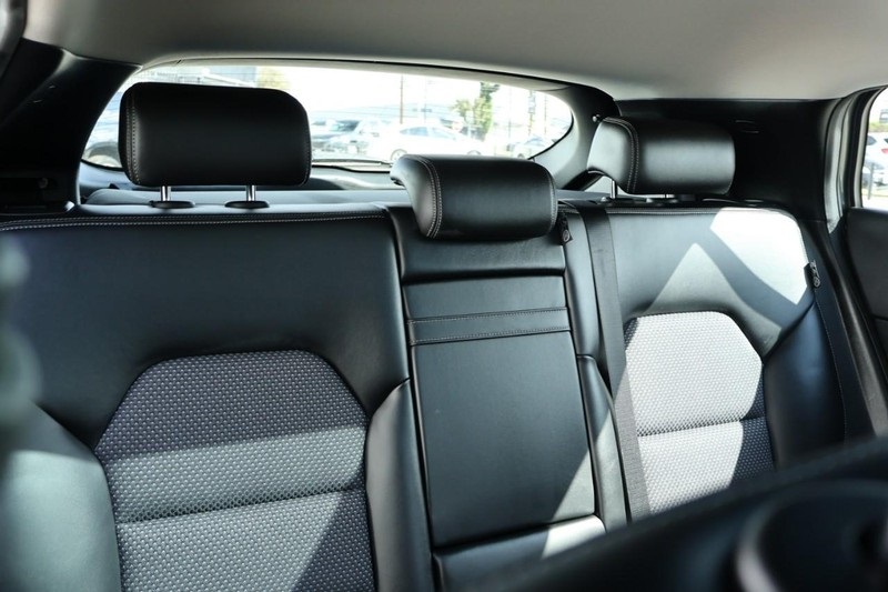 2019 Infiniti QX30 Luxe photo 23