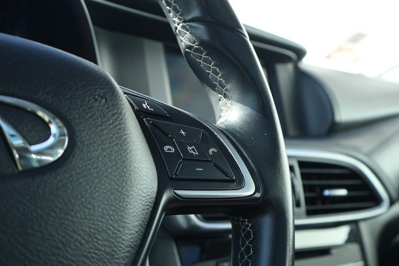 2019 Infiniti QX30 Luxe photo 28