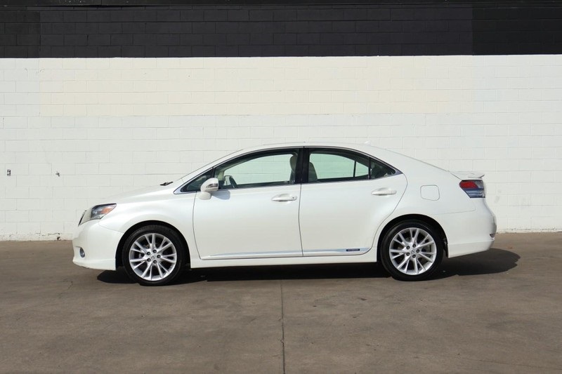 2010 Lexus HS 250h photo 9