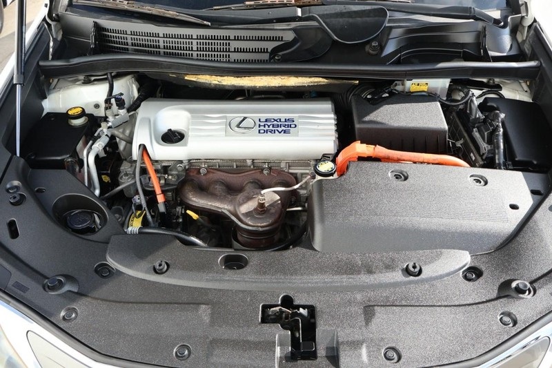 2010 Lexus HS 250h photo 11