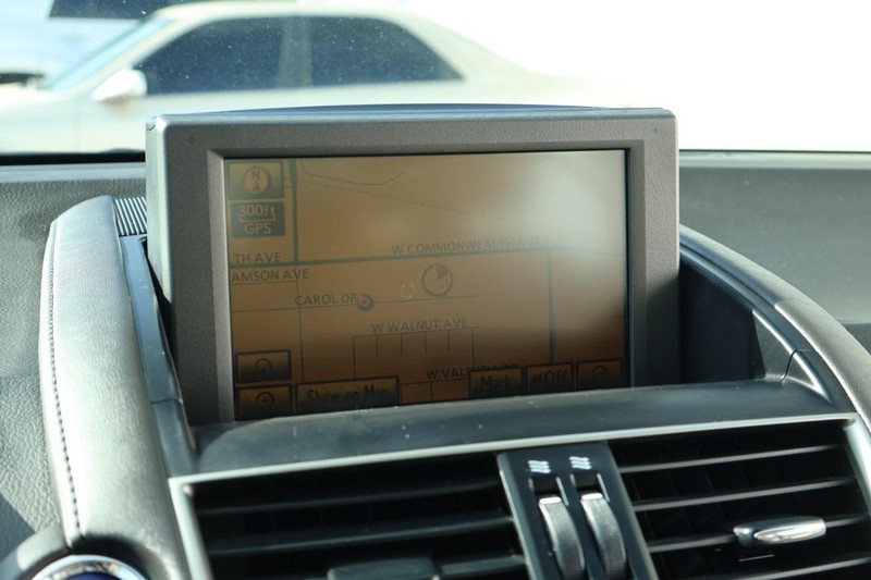 2010 Lexus HS 250h photo 29