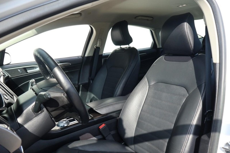 2018 Ford Fusion Hybrid SE photo 20