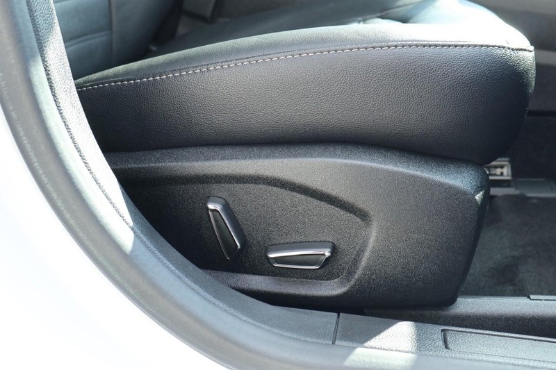 2018 Ford Fusion Hybrid SE photo 31
