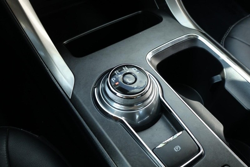 2018 Ford Fusion Hybrid SE photo 35