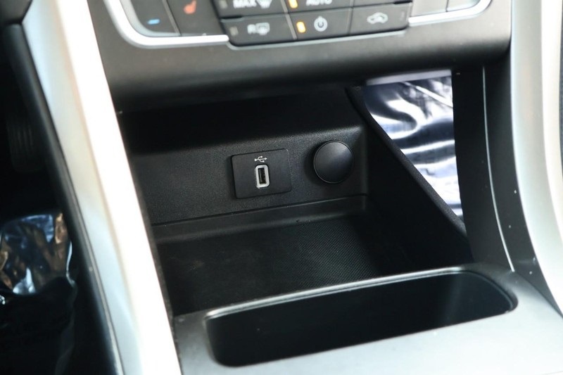 2018 Ford Fusion Hybrid SE photo 38