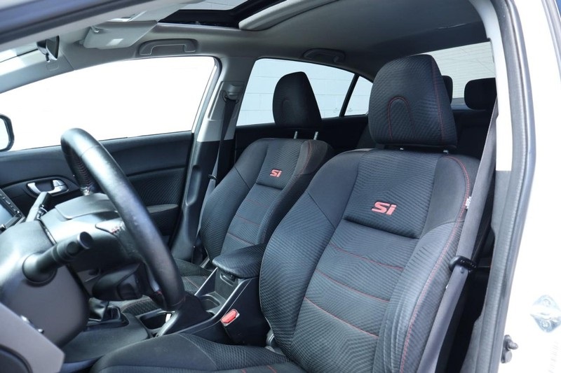 2012 Honda Civic Si photo 14