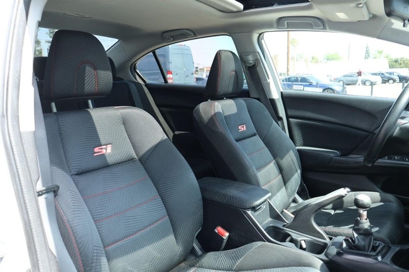 2012 Honda Civic Si photo 17