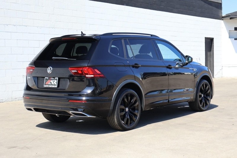 2021 Volkswagen Tiguan SE R-Line Black photo 5