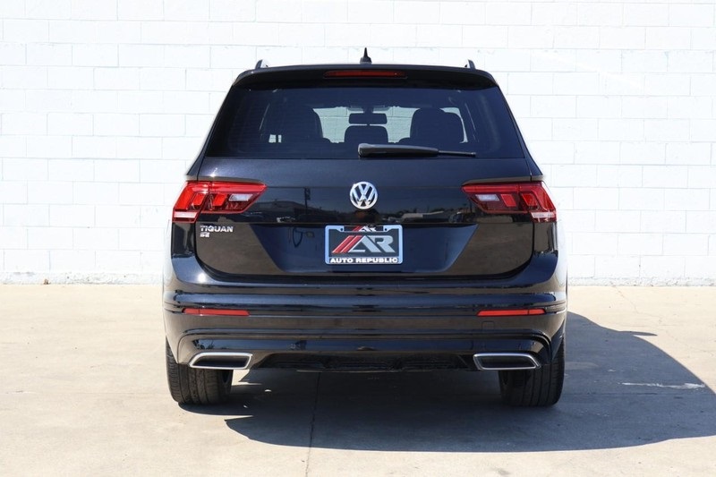 2021 Volkswagen Tiguan SE R-Line Black photo 6