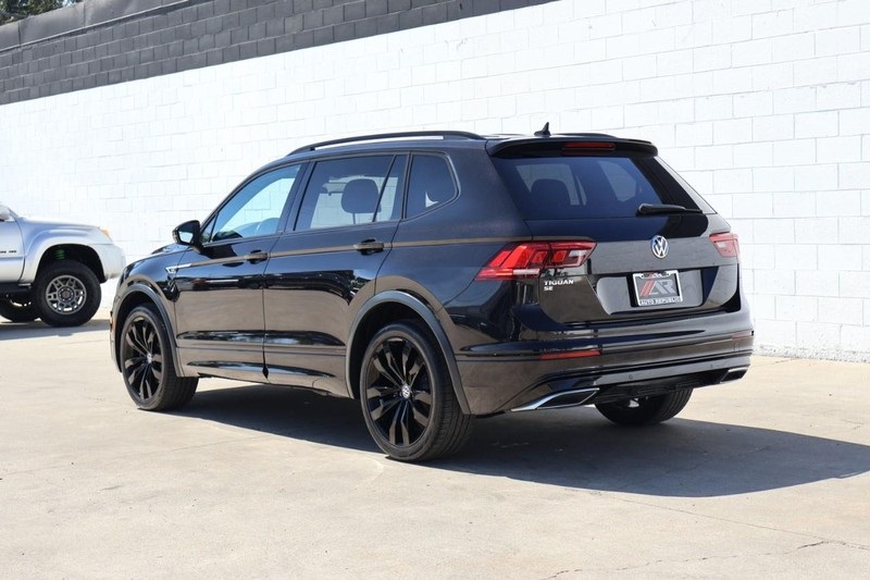 2021 Volkswagen Tiguan SE R-Line Black photo 10