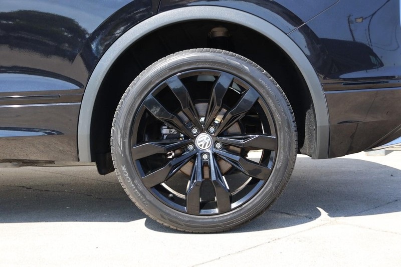 2021 Volkswagen Tiguan SE R-Line Black photo 14