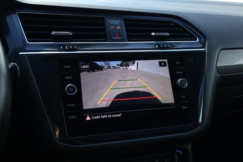 2021 Volkswagen Tiguan SE R-Line Black photo 34