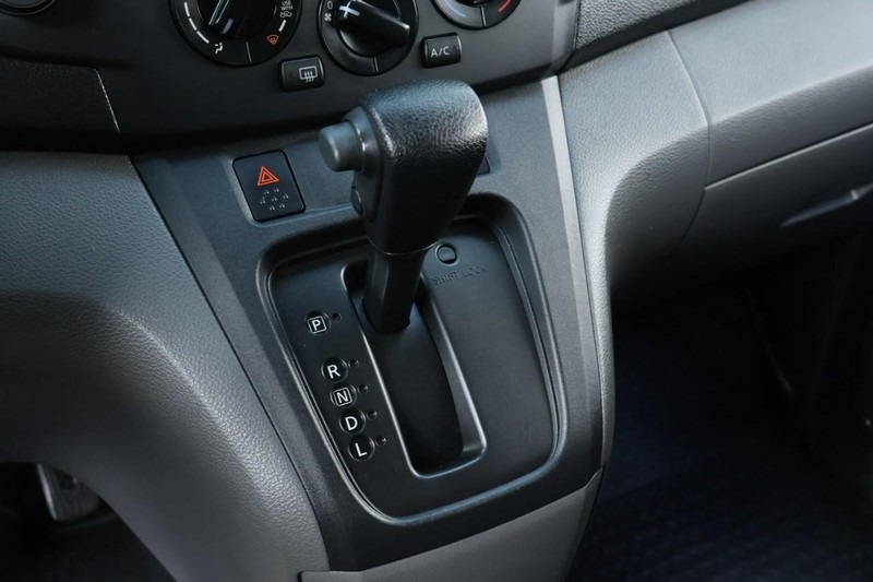 2019 Nissan NV200 S photo 28