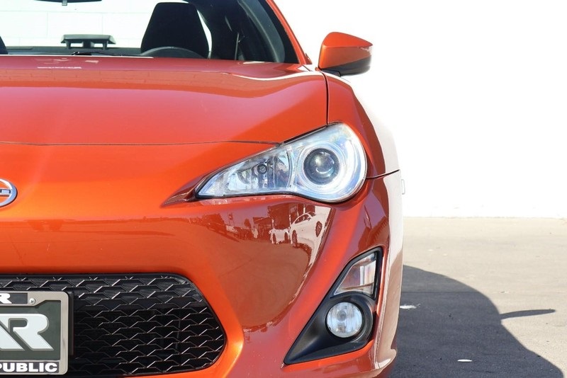 2015 Scion FR-S Base photo 3