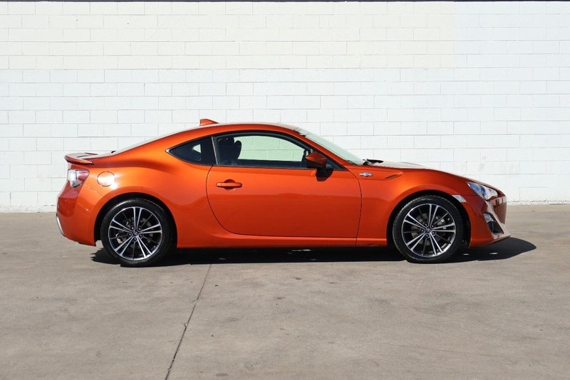2015 Scion FR-S Base photo 4