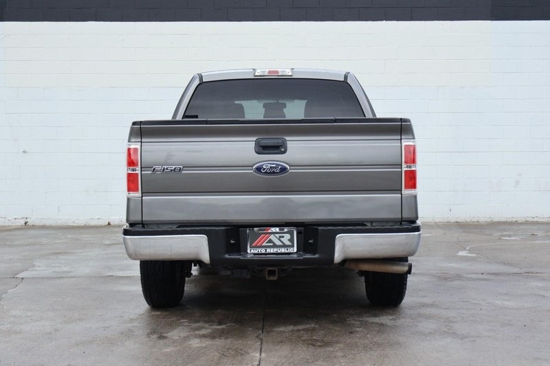 2013 Ford F-150 XLT photo 6
