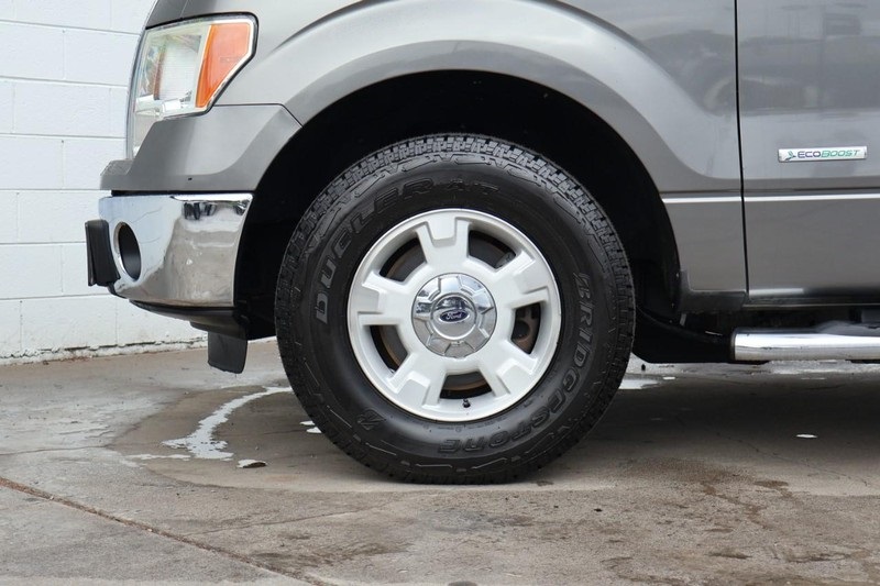 2013 Ford F-150 XLT photo 13