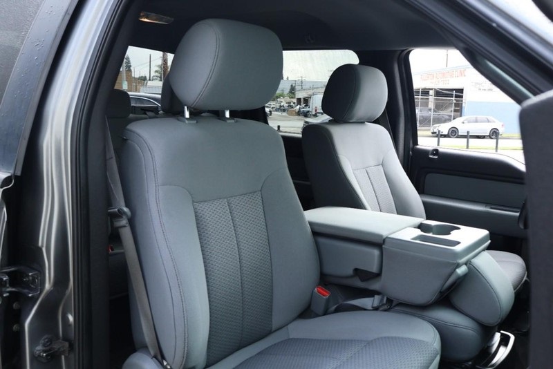 2013 Ford F-150 XLT photo 19