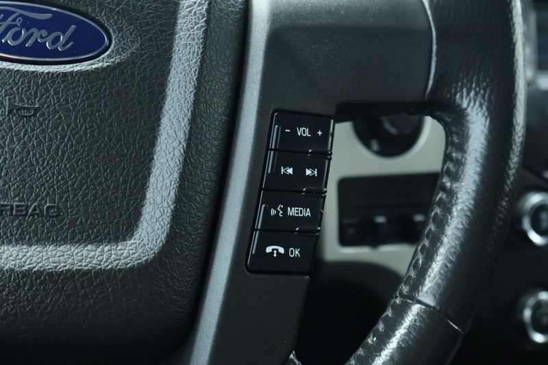 2013 Ford F-150 XLT photo 24