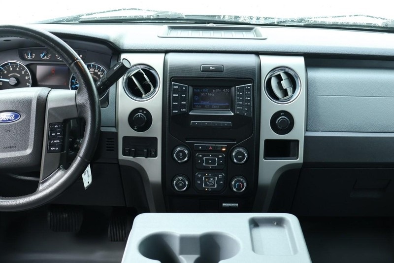 2013 Ford F-150 XLT photo 25