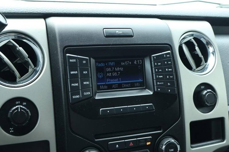 2013 Ford F-150 XLT photo 26