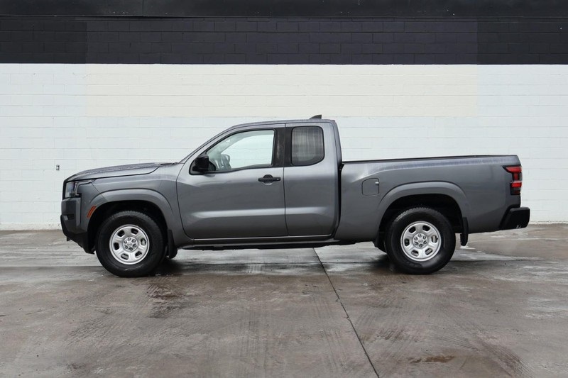 2022 Nissan Frontier S photo 10