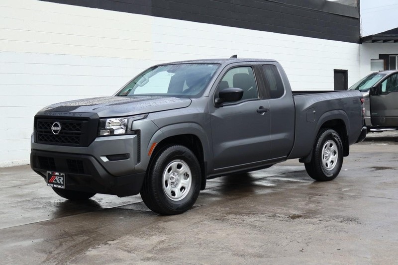 2022 Nissan Frontier S photo 11