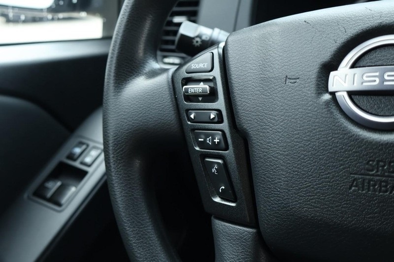 2022 Nissan Frontier S photo 26