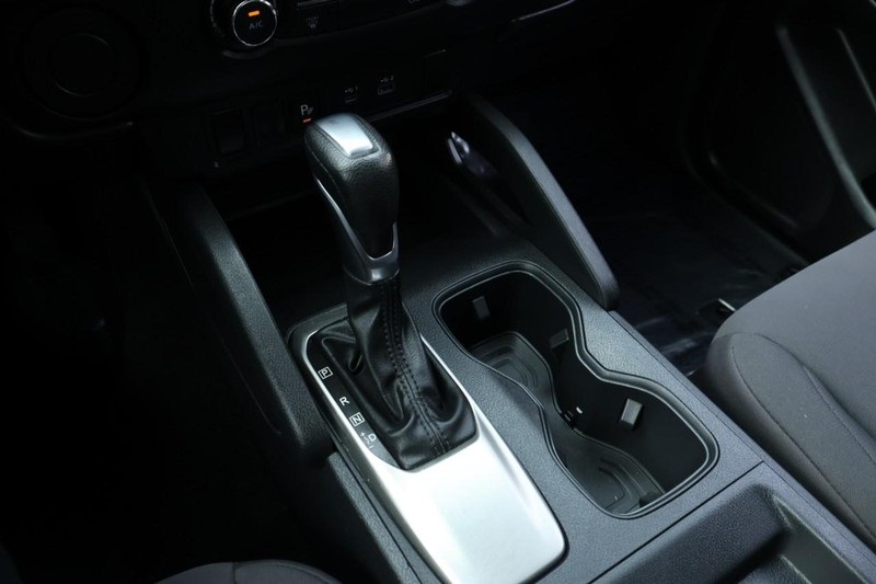2022 Nissan Frontier S photo 33