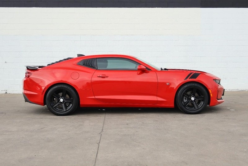 2022 Chevrolet Camaro 1LS 1LT photo 4